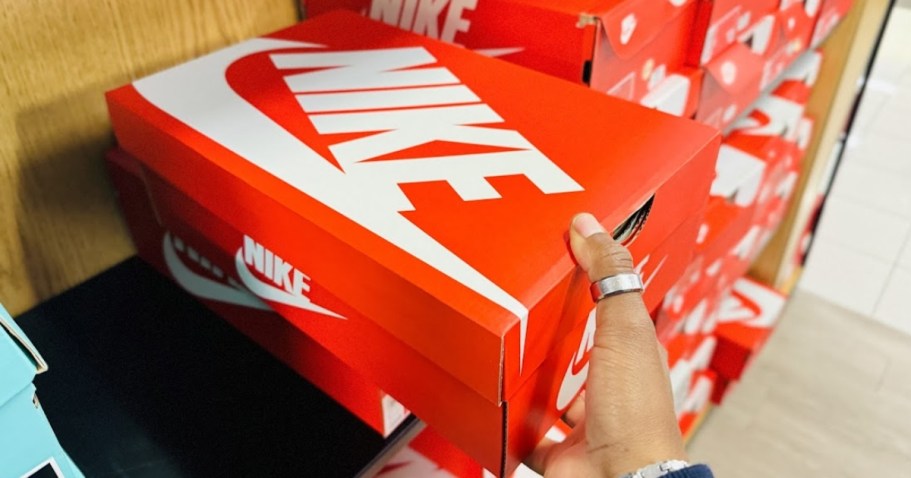 Up to 40% Off Nike Dunks Shoes | Styles from $38.50