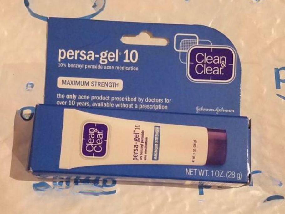 Clean & Clear Acne Spot Treatment Only $1 on Walgreens.com (Reg. $8)